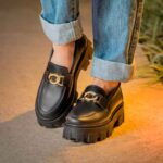 Mocassim com solado tratorado. Conforto e estilo para qualquer ocasião.