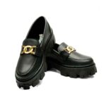 Mocassim com solado tratorado. Conforto e estilo para qualquer ocasião.
