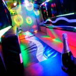 Interior do nosso Bus Party, pronto para transformar seu aniversário em São Paulo.