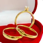 Par Alianças Banhada À Ouro 18k Casamento + Anel De Noivado