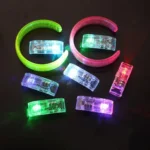 Kit Balada Festa Neon 10 Pç Bracelete Led Pisca Cores