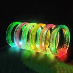 Kit Balada Festa Neon 10 Pç Bracelete Led Pisca Cores