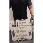 Placa De Casamento Lá Vem A Noiva Em Mdf