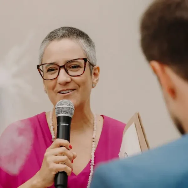 Fernanda Pradella - Especialista na Arte de Encantar